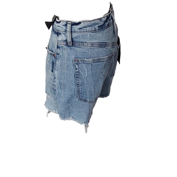 SILVER JEANS UNIVERSAL FIT HIGH RISE SHORT  W29/ L3 - Picture 2 of 4